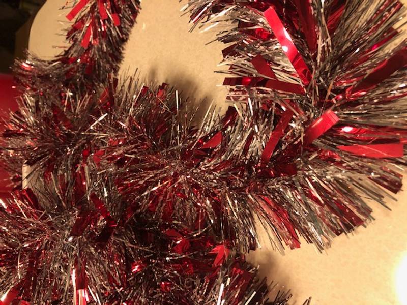 Girlander deluxe i s&oslash;lv og r&oslash;dt