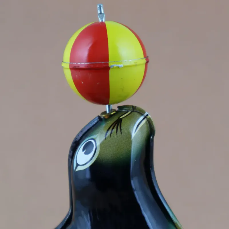 Sel med ball metalleke